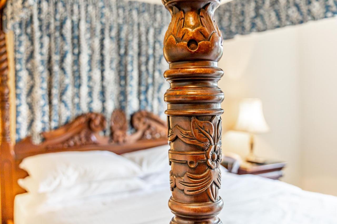 Western Hotel Limpley Stoke
